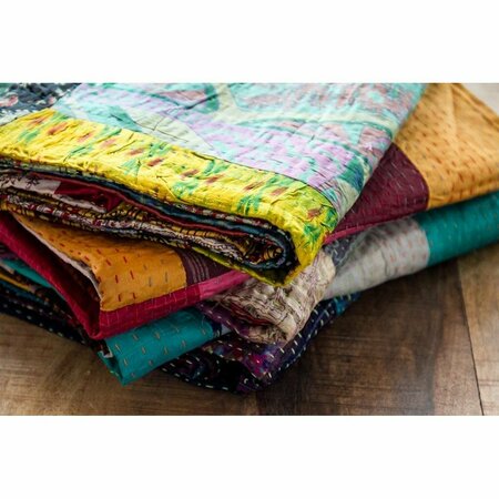 Homeroots 0.1 x 60 x 90 in. Kantha Silk Throw Quilt Blanket 293217